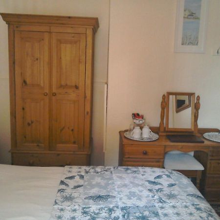 Eden House Bed & Breakfast Блекпул Екстериор снимка