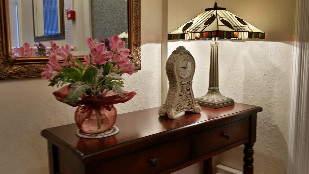 Eden House Bed & Breakfast Блекпул Екстериор снимка