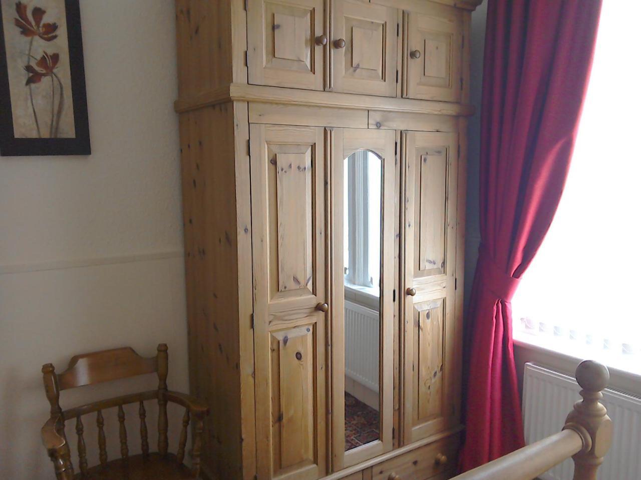 Eden House Bed & Breakfast Блекпул Екстериор снимка